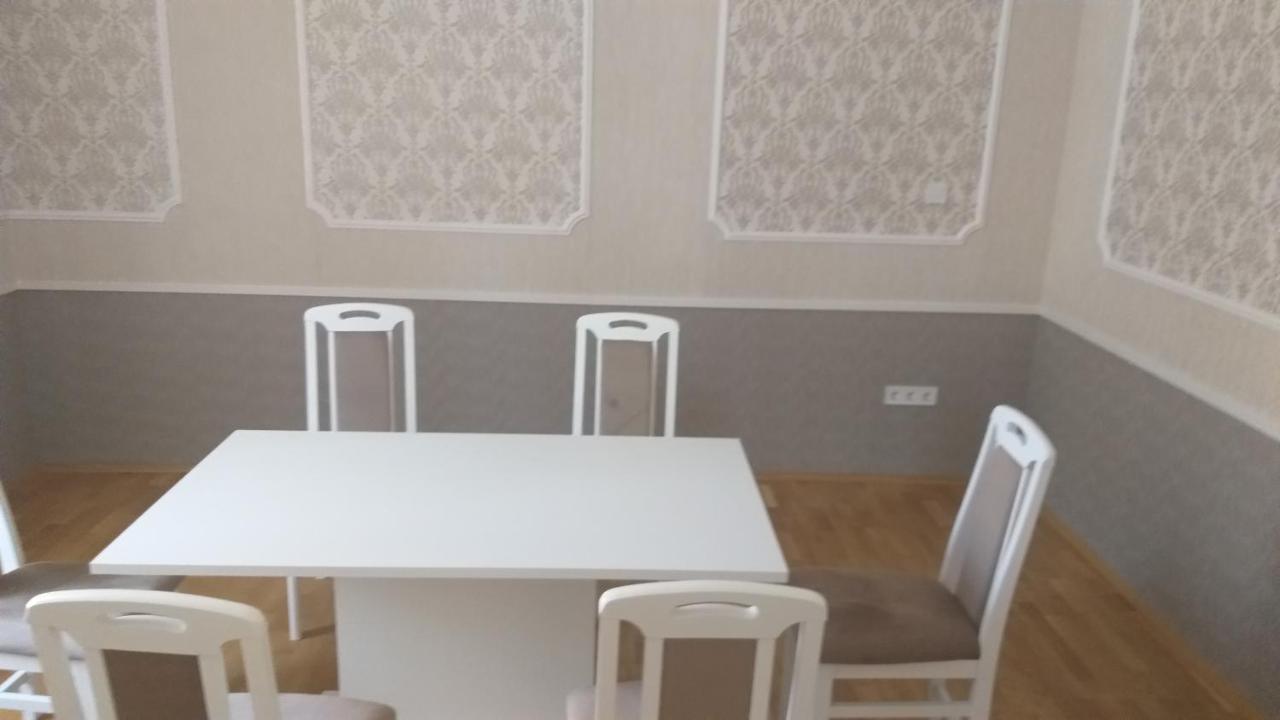 Karpatia Vendeghaz 1201 Budapeste Exterior foto