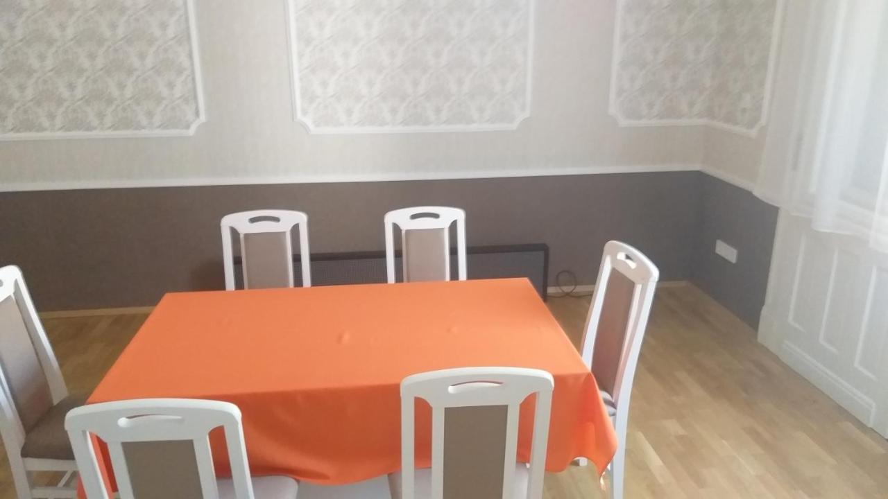 Karpatia Vendeghaz 1201 Budapeste Exterior foto