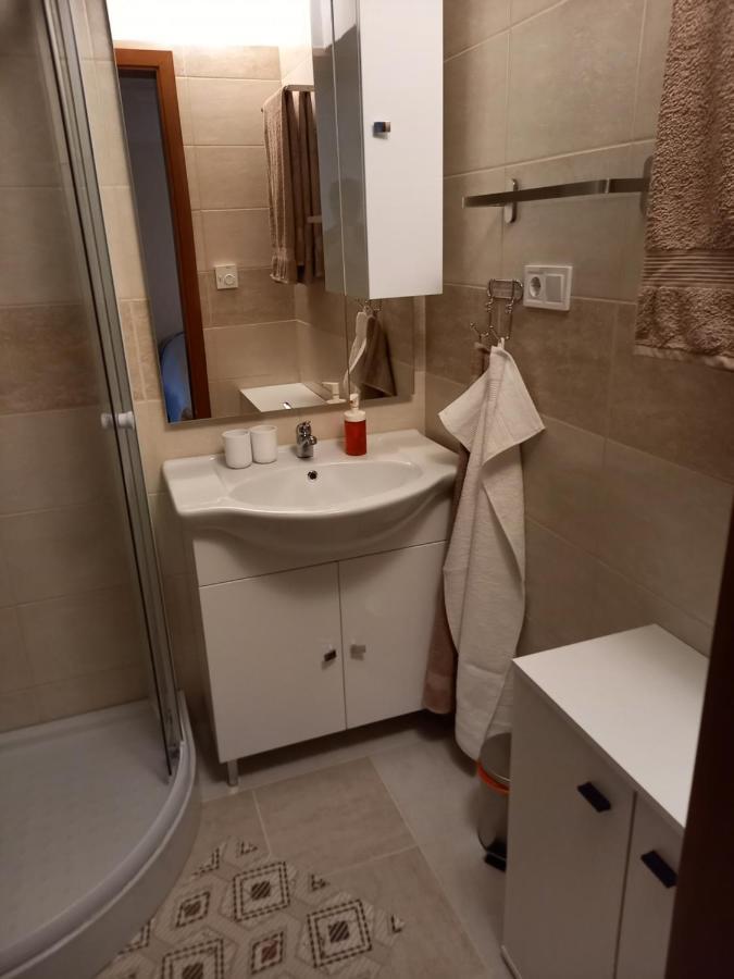 Karpatia Vendeghaz 1201 Budapeste Exterior foto